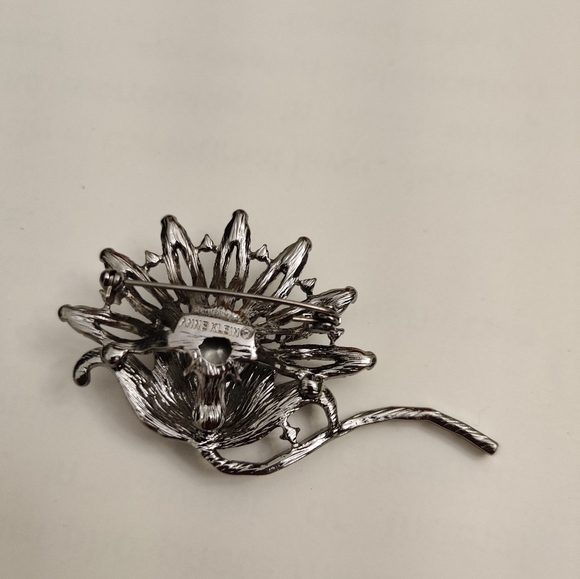 Signed Anne Klein Sparkly Crystals - Picture 7 of 11